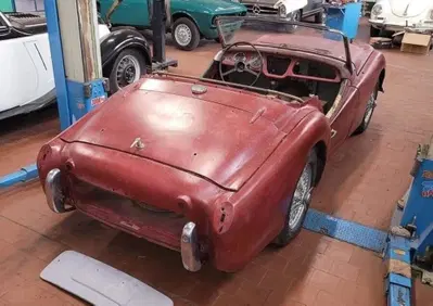 Triumph TR 3 A DA RESTAURO   (3)