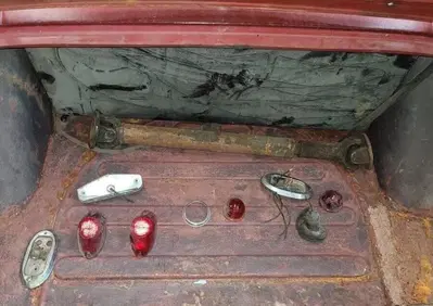 Triumph TR 3 A DA RESTAURO   (6)