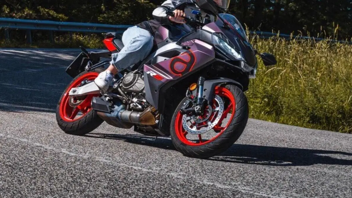 Aprilia RS 457 (2024 - 26)  (3)