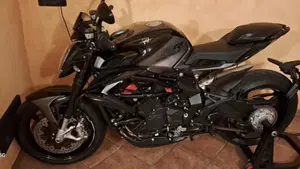 MV Agusta Brutale 800 RR (2021 - 25)  (5)