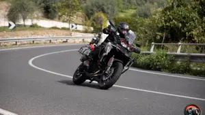 Benelli TRK 702X Dune Sea (2024 - 25)  (6)