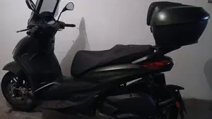Piaggio Beverly 300 ABS-ASR (2021 - 25)  (3)