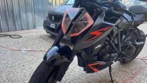 KTM 1290 Super Duke R ABS (2017 - 18)  (4)