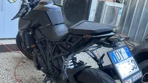 KTM 1290 Super Duke R ABS (2017 - 18)  (9)