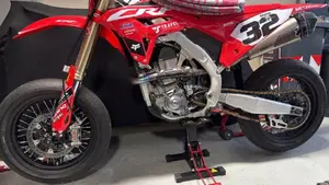 Honda CRF 450R (2022)  (4)