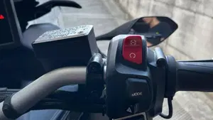 Yamaha Niken 890 GT (2023 - 26)  (6)