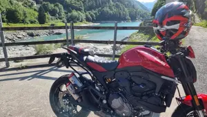 Ducati Monster 937 + (2021 - 25) 