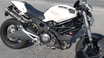 Ducati Monster 696 Plus (2007 - 14) usata