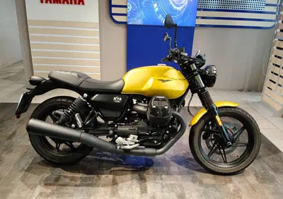 Moto Guzzi V7 Stone (2021 - 24) - Annuncio 10009400