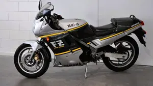 Yamaha   (5)