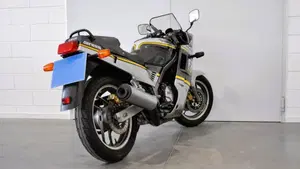 Yamaha   (16)