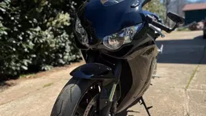 Honda CBR 1000 RR Fireblade (2008 - 11)  (3)
