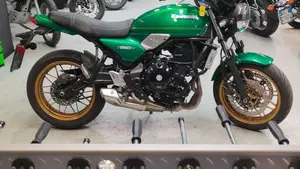 Kawasaki Z 650 RS (2022 - 24)  (2)