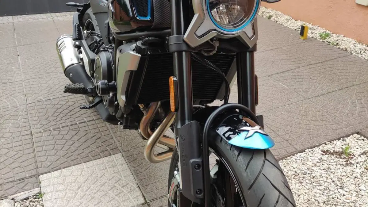 CFMOTO 700CL-X Sport (2022 - 26)  (4)