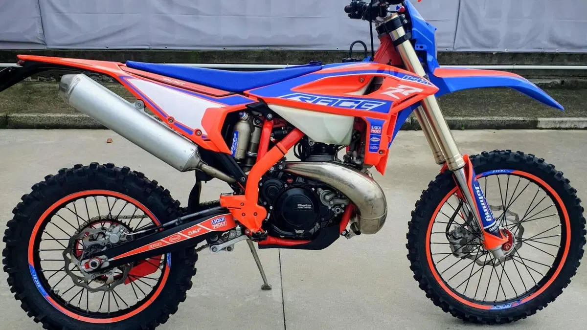 Betamotor RR 300 2T Enduro Race (2025) 