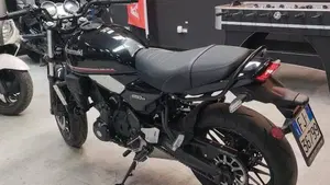 Kawasaki Z 650 RS (2022 - 24)  (3)