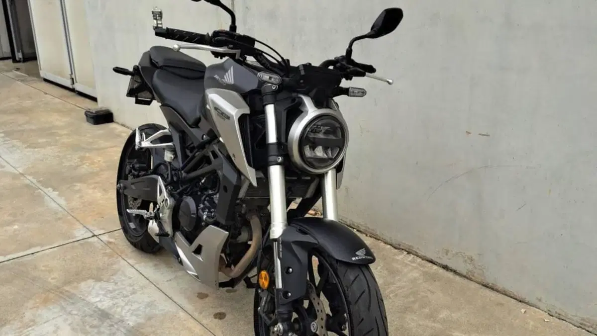 Honda CB 125 R (2018 - 20)  (3)