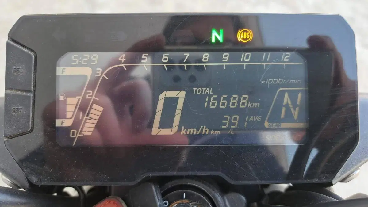 Honda CB 125 R (2018 - 20)  (7)