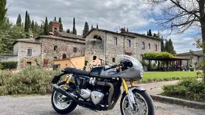 Triumph Thruxton 1200 R (2016) 