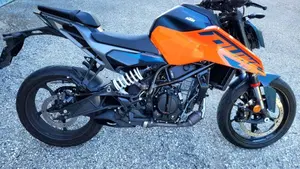 KTM 125 Duke (2024 - 25)  (2)