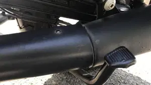 Moto Guzzi V7 III Stone (2017 - 20)  (3)