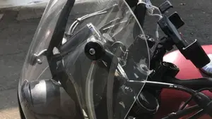 Moto Guzzi V7 III Stone (2017 - 20)  (4)