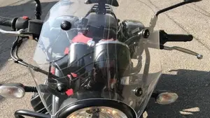 Moto Guzzi V7 III Stone (2017 - 20)  (5)