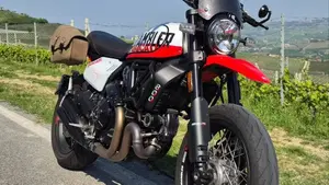 Ducati Scrambler 800 Full Throttle (2023 - 24)  (2)