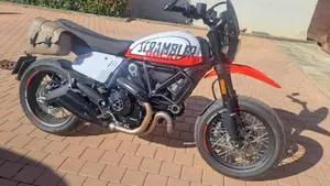 Ducati Scrambler 800 Full Throttle (2023 - 24)  (5)