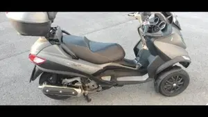 Piaggio MP3 500 i.e. Sport (2011 - 13)  (2)