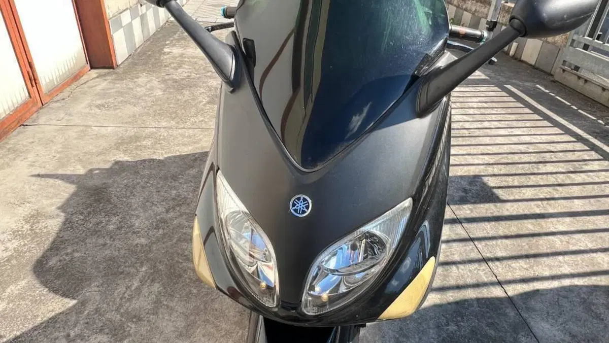 Yamaha T-Max 500 (2004 - 07)  (6)