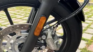 Triumph Street Twin 900 (2021 - 22)  (9)