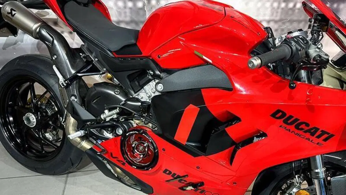Ducati Panigale V4 (2022 - 24)  (4)