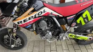 Honda CRF 150R (2009)  (2)