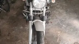Moto Guzzi Nevada 750 Classic i.e. (2004 - 06)  (6)