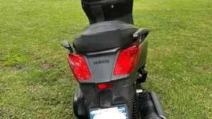 Yamaha X-Max 250 (2005 - 07)  (5)