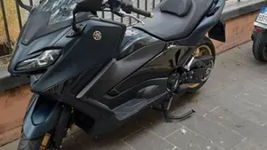 Yamaha T-Max 560 Tech Max (2022 - 24) 