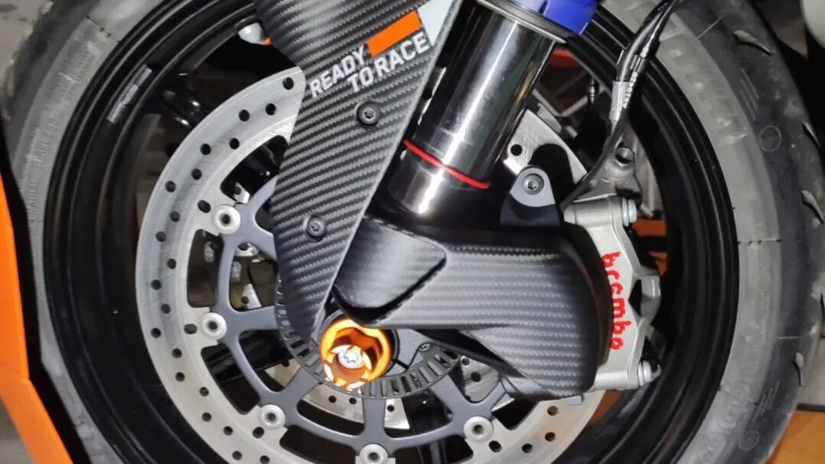 KTM 1390 Super Duke R EVO (2024 - 26)  (14)