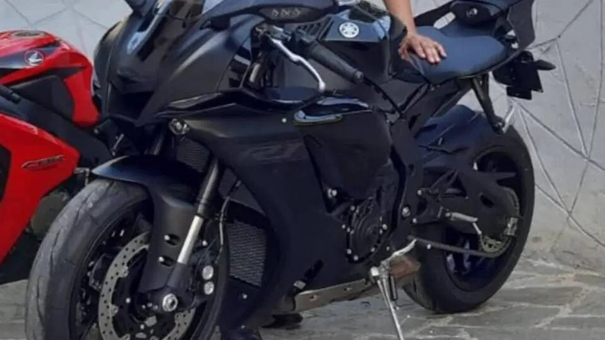 Yamaha YZF R1 (2020 - 25) 