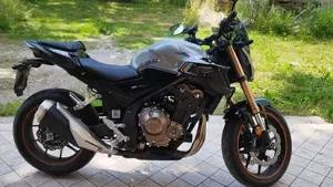 Honda CB 500 F (2022 - 23)  (2)