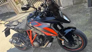 KTM 1290 Super Duke GT ABS (2016 - 18)  (3)