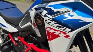 Honda Africa Twin CRF 1100L ES (2024 - 26)  (3)
