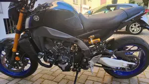 Yamaha MT-09 SP (2021 - 23)  (2)