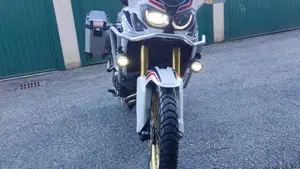 Honda Africa Twin CRF 1000L ABS Travel Edition (2016 - 17)  (5)