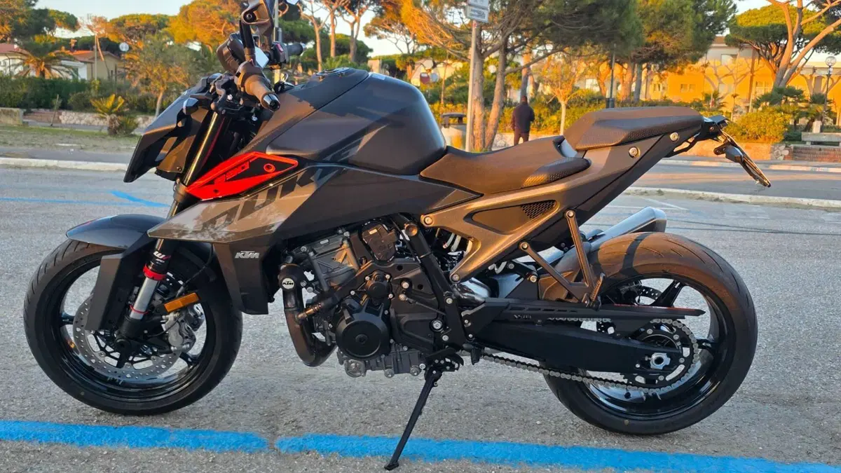 KTM 990 Duke (2024 - 26) 