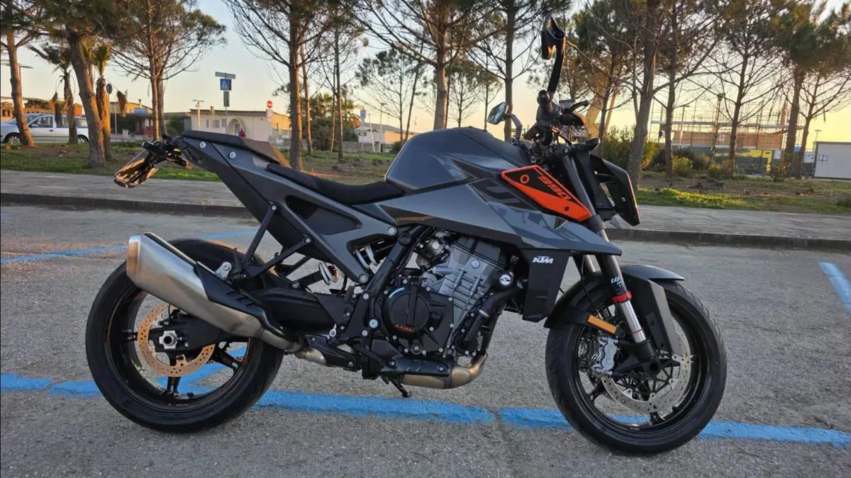 KTM 990 Duke (2024 - 26)  (3)