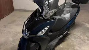 Kymco Agility 300i R16 ABS (2020)  (6)