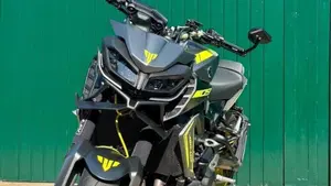 Yamaha MT-09 (2017 - 20)  (2)