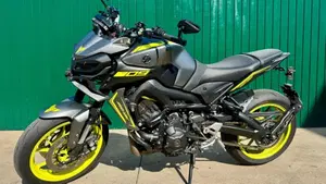 Yamaha MT-09 (2017 - 20)  (3)