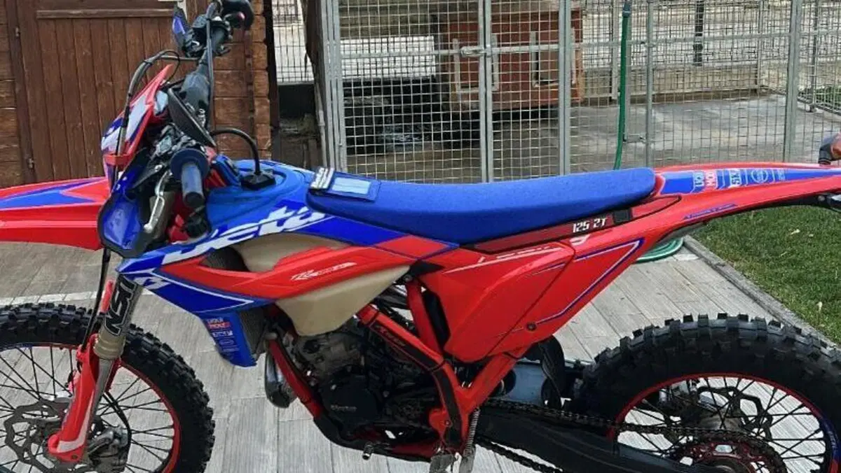 Betamotor RR 125 2T Enduro Racing (2023)  (4)